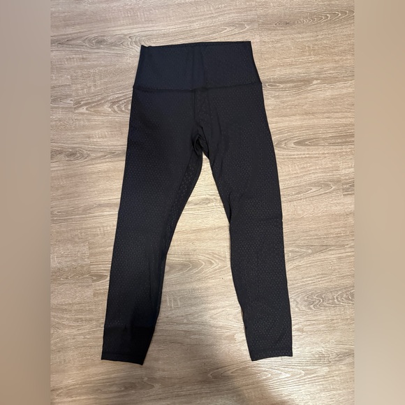 lululemon athletica Align Black Leggings with subtle pattern 25 inseam size 6 - Picture 1 of 5